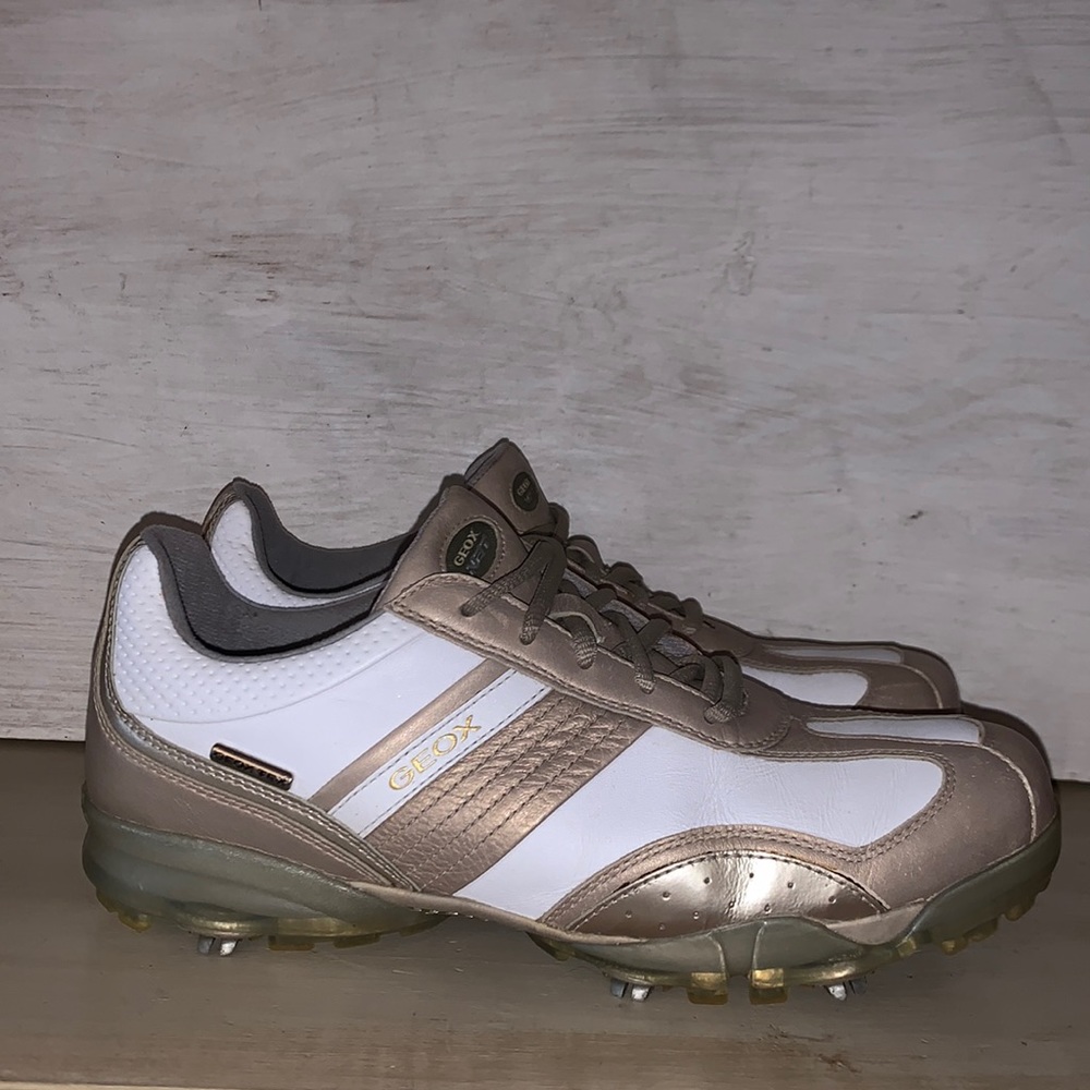 3/$25 Women’s Golf Shoes Sz 8.5